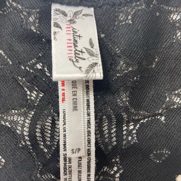 Intimately Free People Bralette Black Sheer Floral Lace Pull Over Sexy - Picture 6 of 12